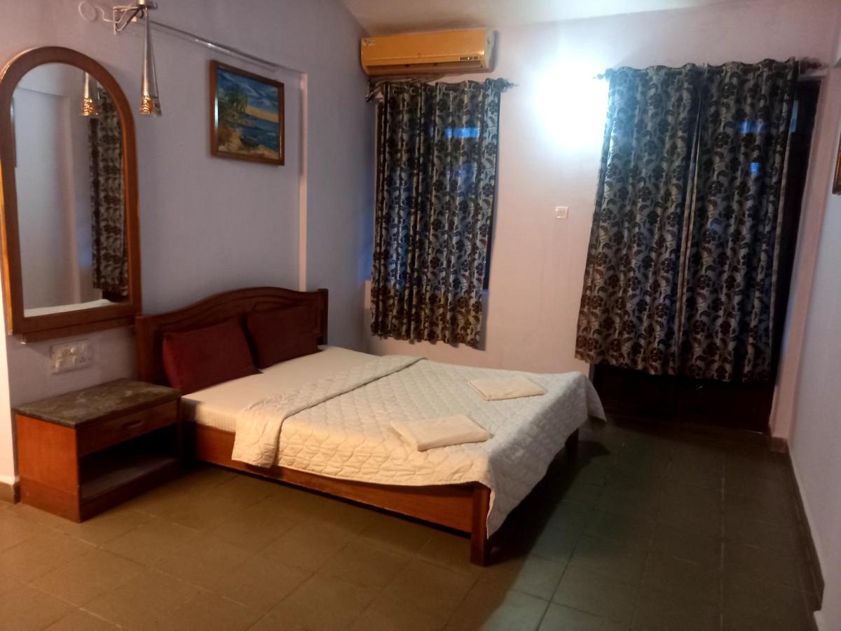 Falcon Resorts Calangute Room photo
